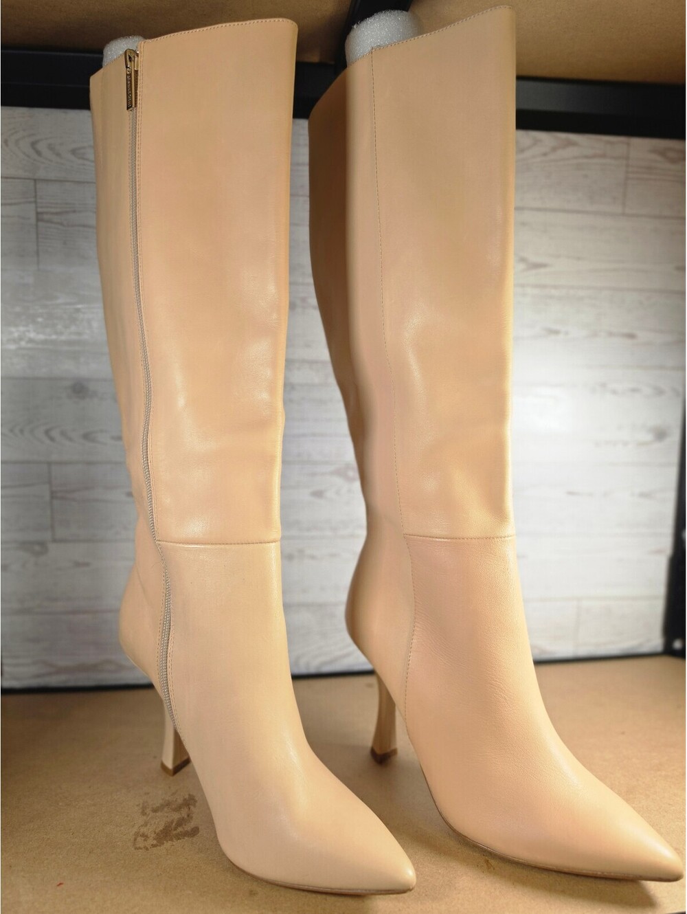 Gianni Bini Women’s Nude Tan Knee High Pointed Toe Stiletto Boots Size 9